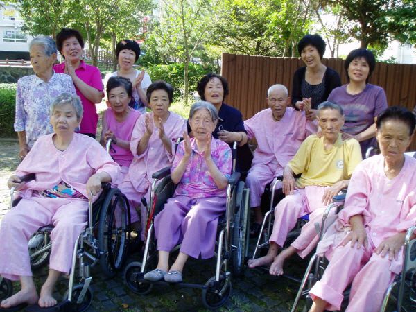 11년/9월 천상소망요양병원 수변공원 나들이