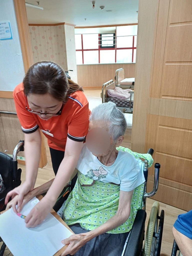 24년 7월 그림그리기 프로그램 입니다.