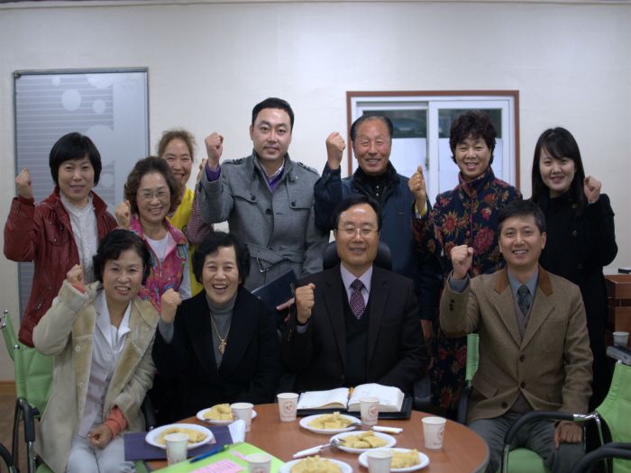 10/12월 천상소망요양병원 개원직원예배 스텝진